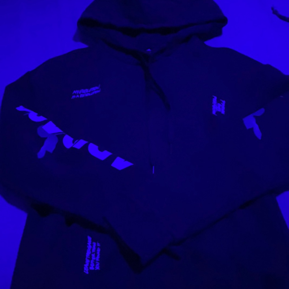 adidas sweatshirt black with writing+rose designs